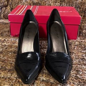 BCBG Girls Heels Sz 8